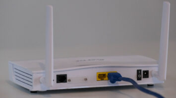 fiberhome router